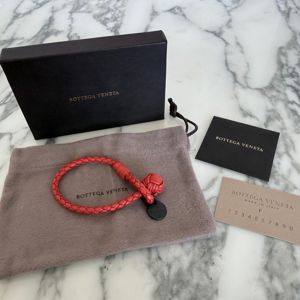Bottega Veneta Orange Intrecciato Nappa Leather Knot Bracelet With Box